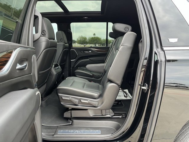 2023 Cadillac Escalade ESV Premium Luxury photo 28