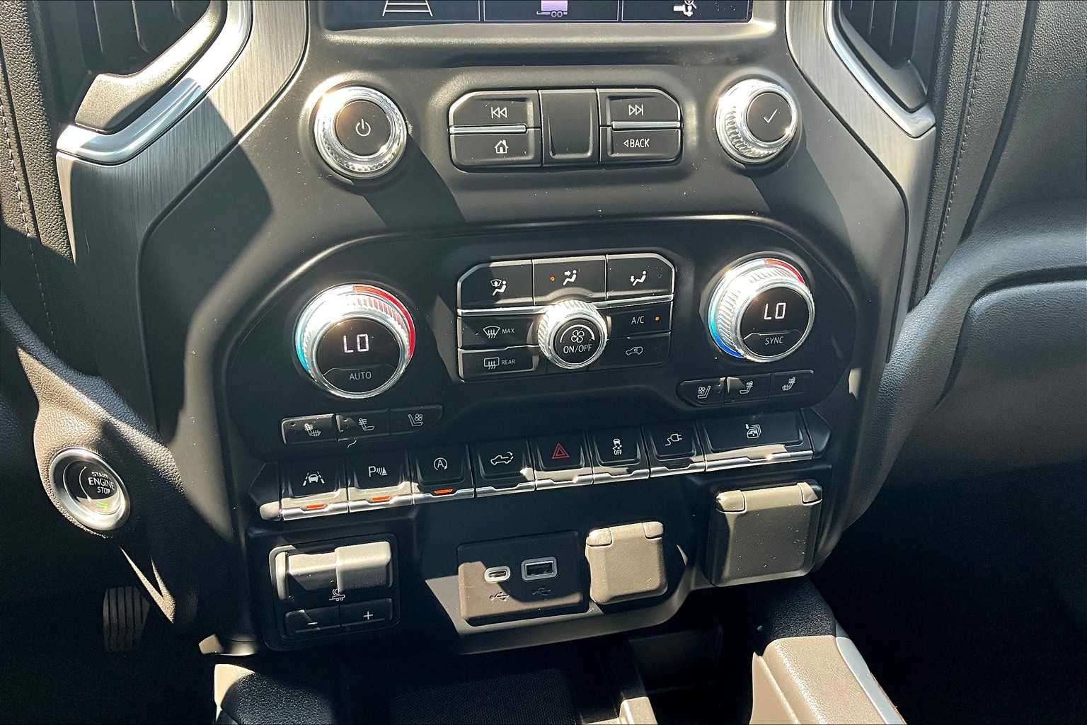 2020 Gmc Sierra 1500 Denali photo 32