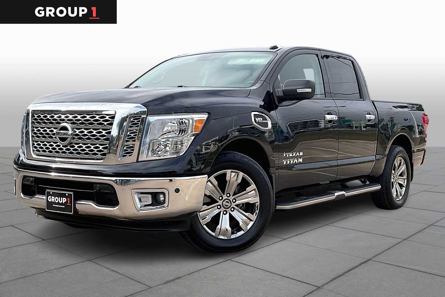 2017 Nissan Titan SV