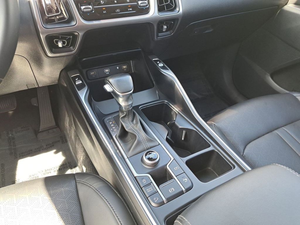 2023 Kia Sorento EX photo 19