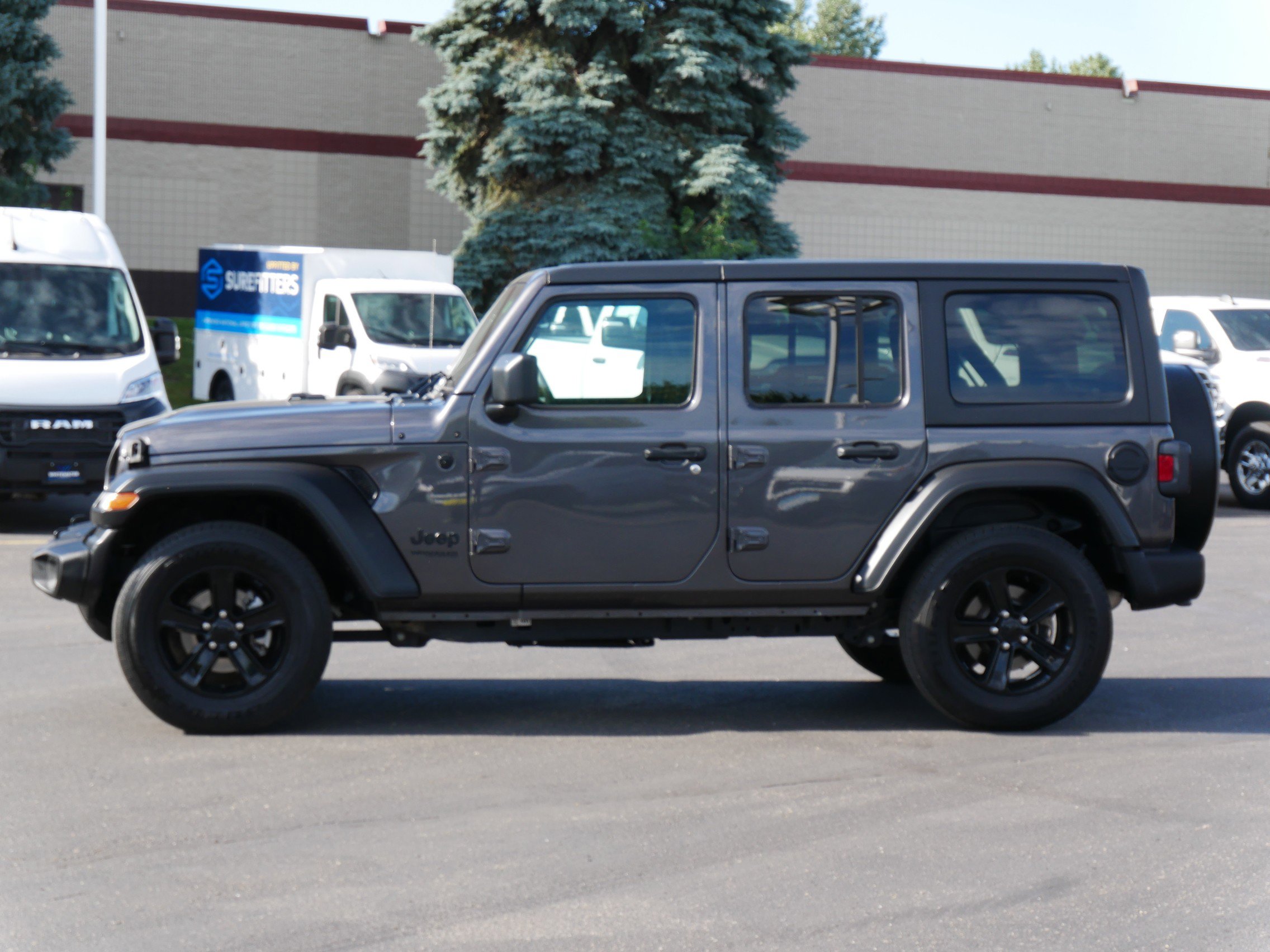 2022 Jeep Wrangler Unlimited Sport Altitude photo 4