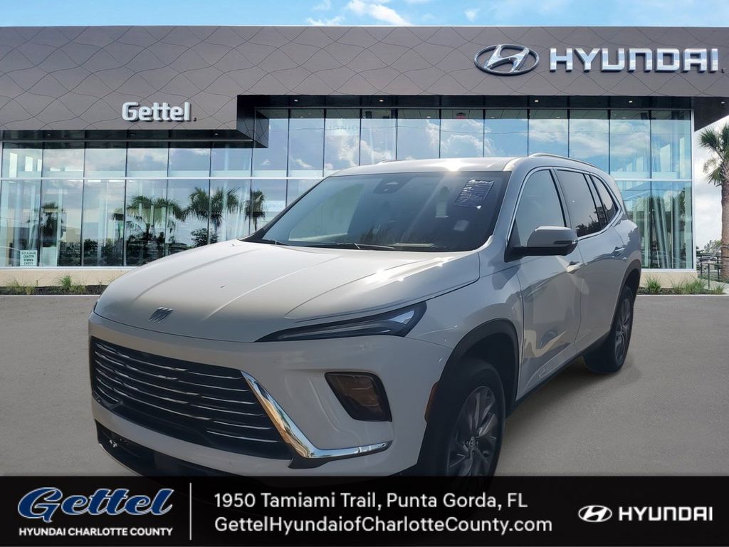 2025 Buick Enclave Preferred's photo