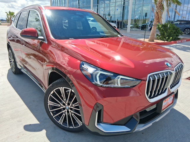 2026 BMW X1 28i's photo