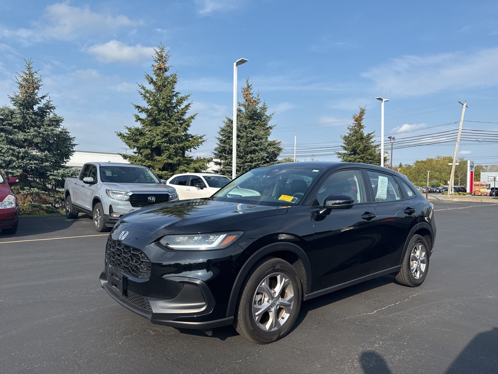 2025 Honda HR-V LX photo 4