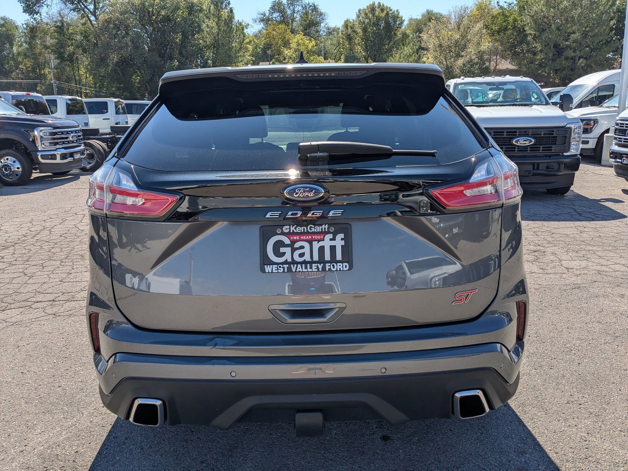 2022 Ford Edge ST photo 4