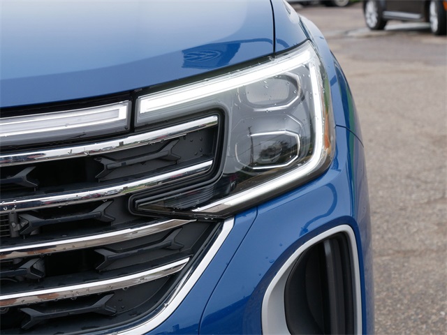 2025 Volkswagen Atlas SE Technology photo 10