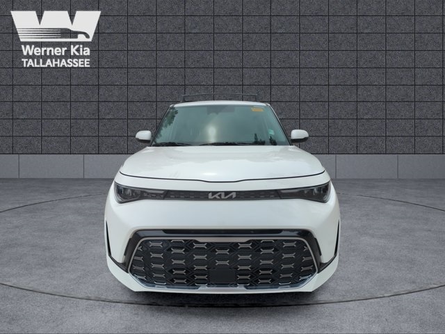 2023 Kia Soul GT-Line photo 2