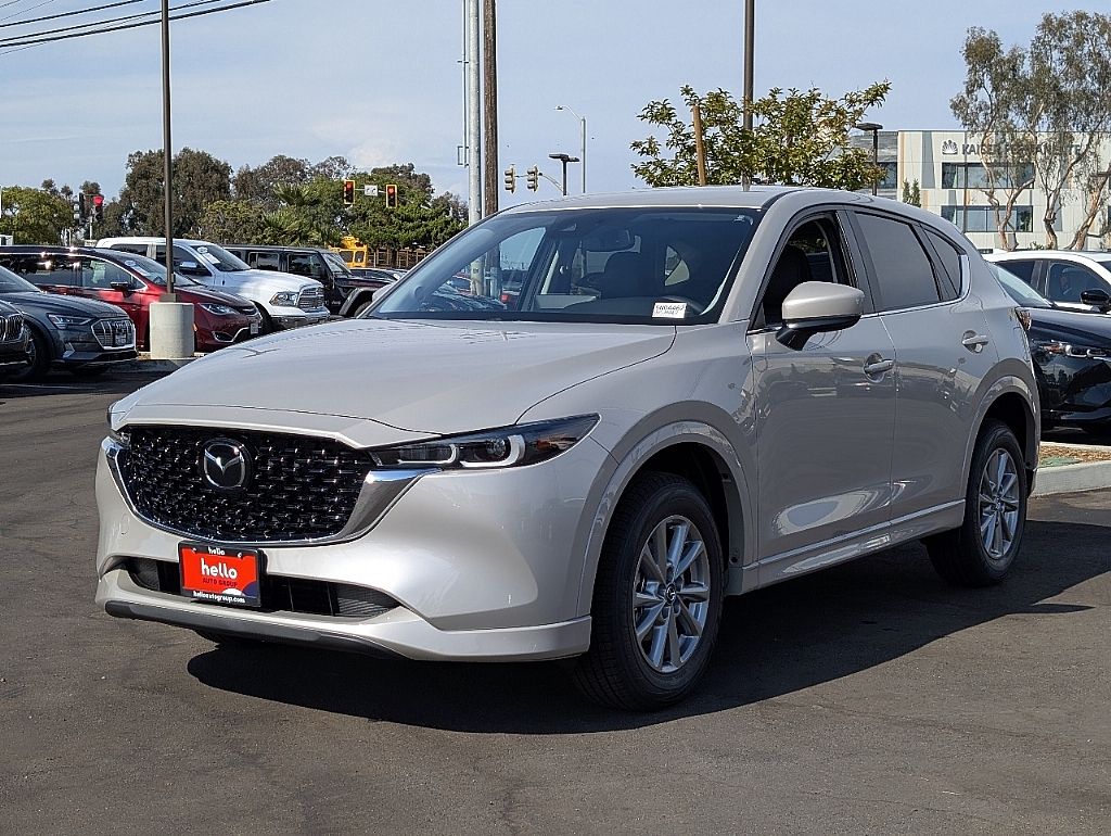 2025 Mazda CX-5 2.5 S Preferred photo 4