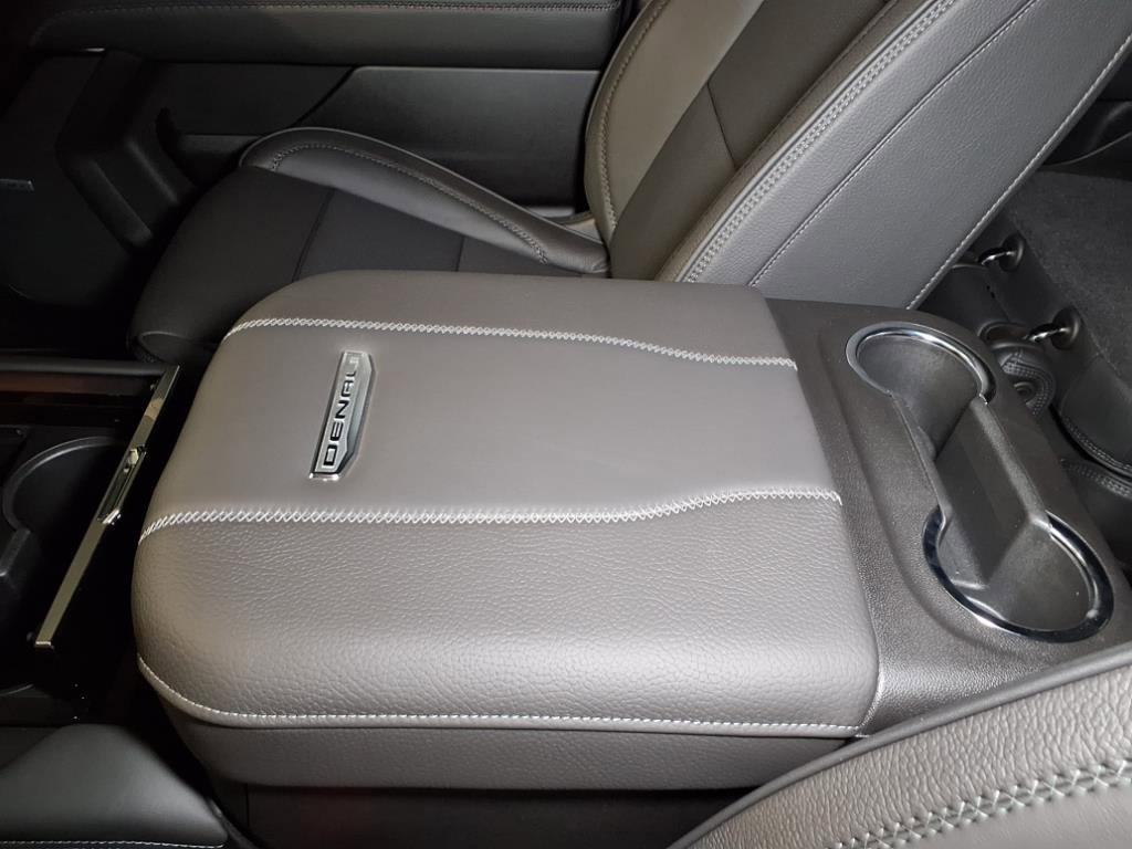 2025 Gmc Yukon XL Denali photo 21