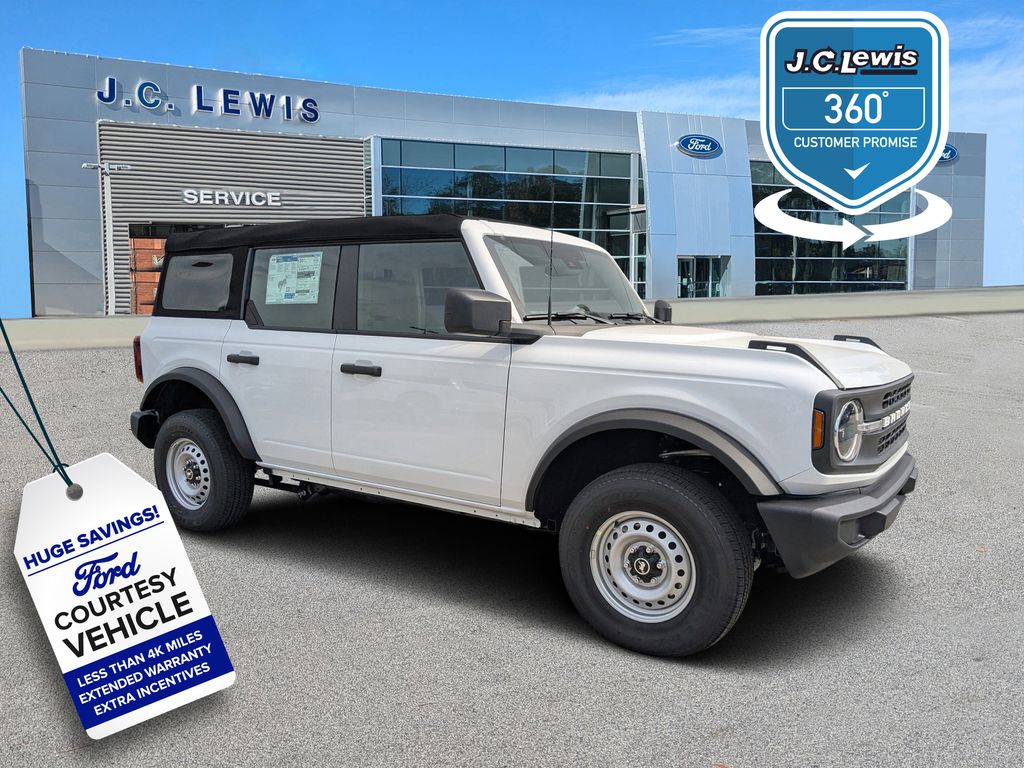 2025 Ford Bronco 4-Door Base's photo