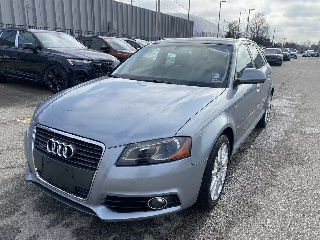 2010 Audi A3 Premium's photo