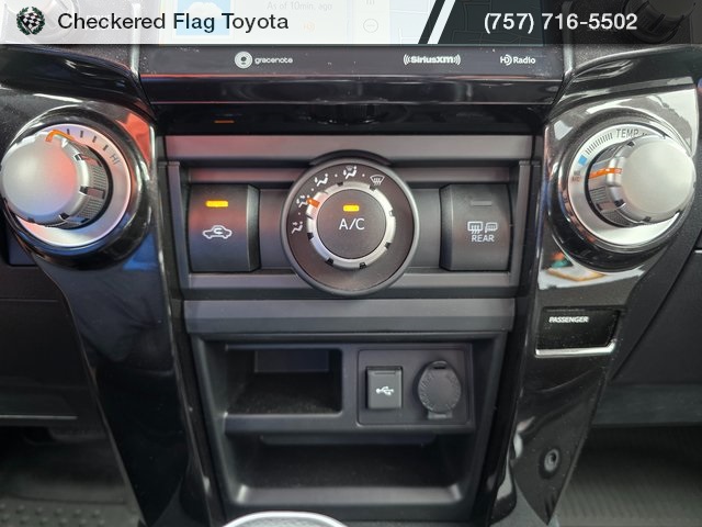 2024 Toyota 4Runner TRD Off-Road photo 17