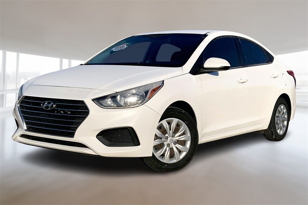 2022 Hyundai Accent SE