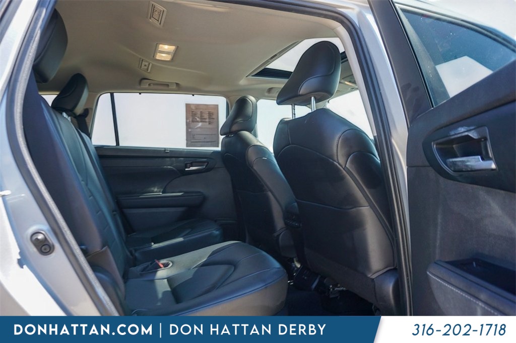 2023 Toyota Highlander XLE photo 22
