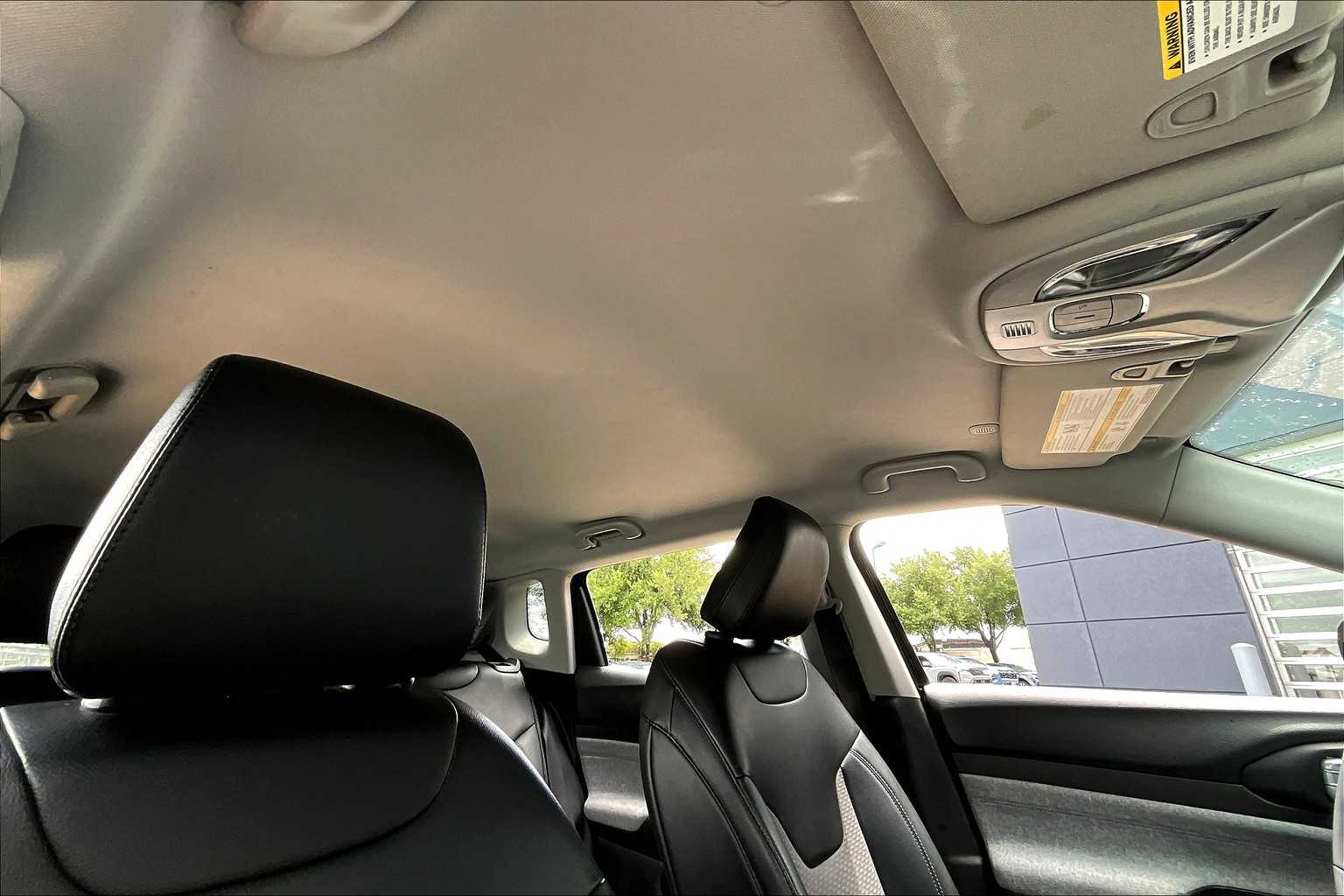 2022 Jeep Compass Latitude photo 9