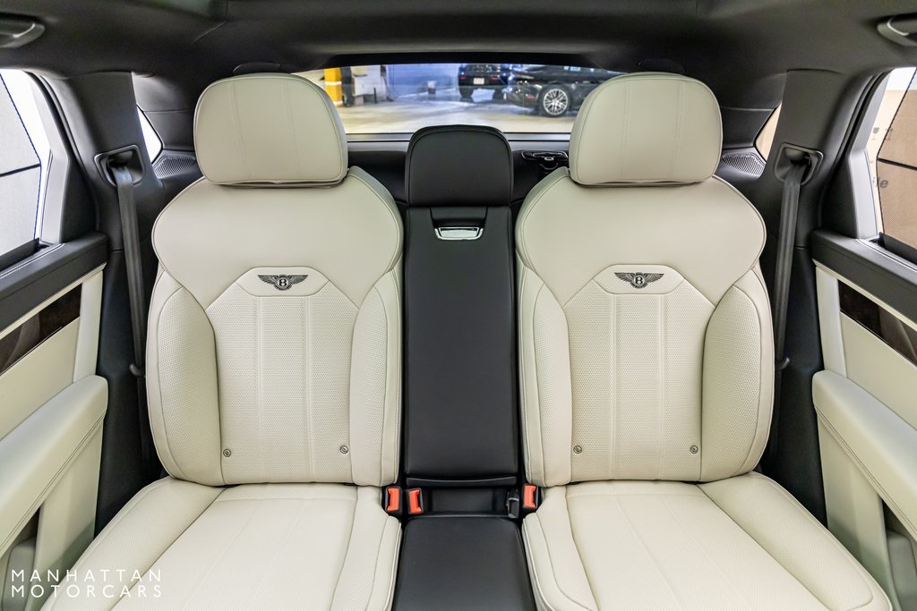 2024 Bentley Bentayga EWB photo 21