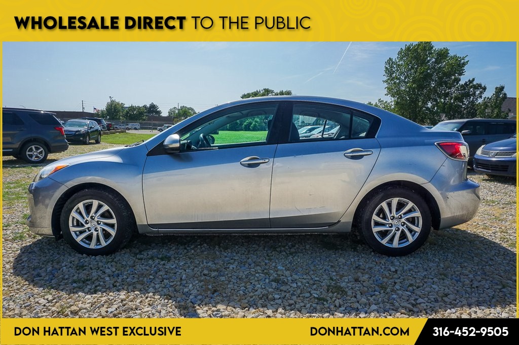 Used 2012 Mazda MAZDA3 i Touring with VIN JM1BL1V77C1563024 for sale in Augusta, KS