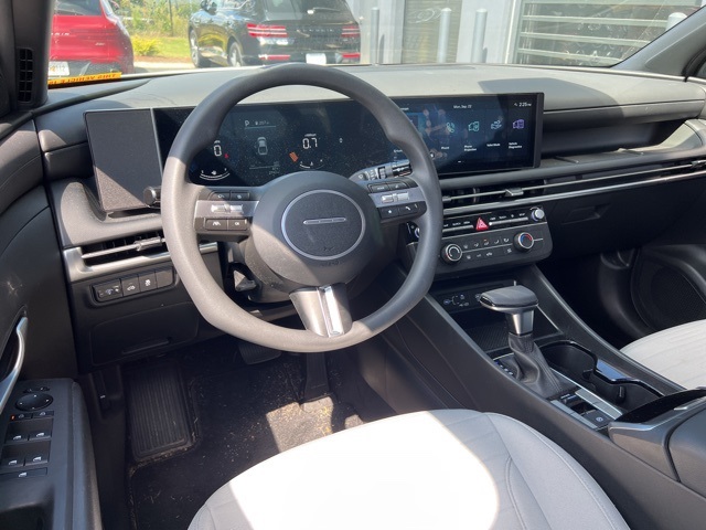 2025 Hyundai Santa Cruz SE photo 8