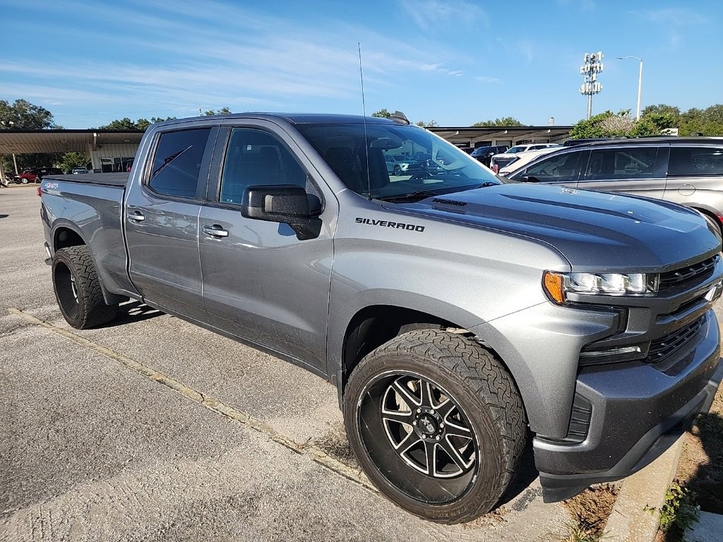 2020 Chevrolet Silverado 1500 RST photo 3