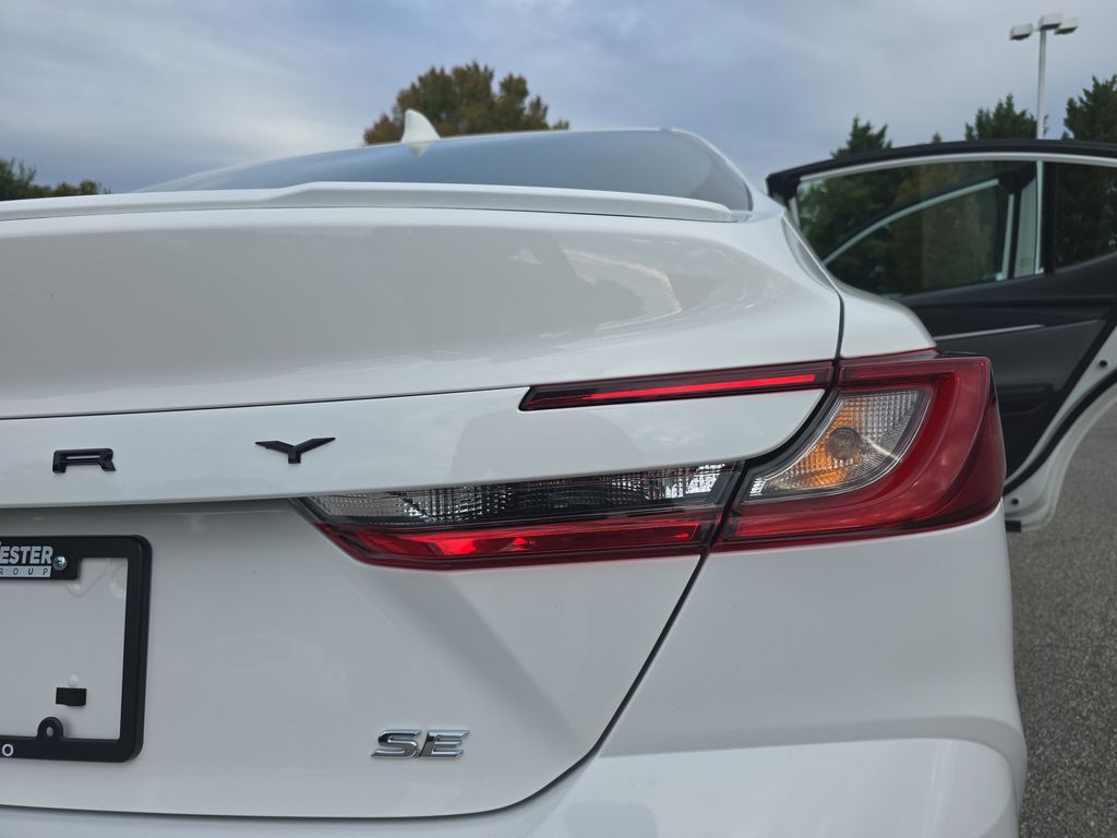 2025 Toyota Camry SE photo 34