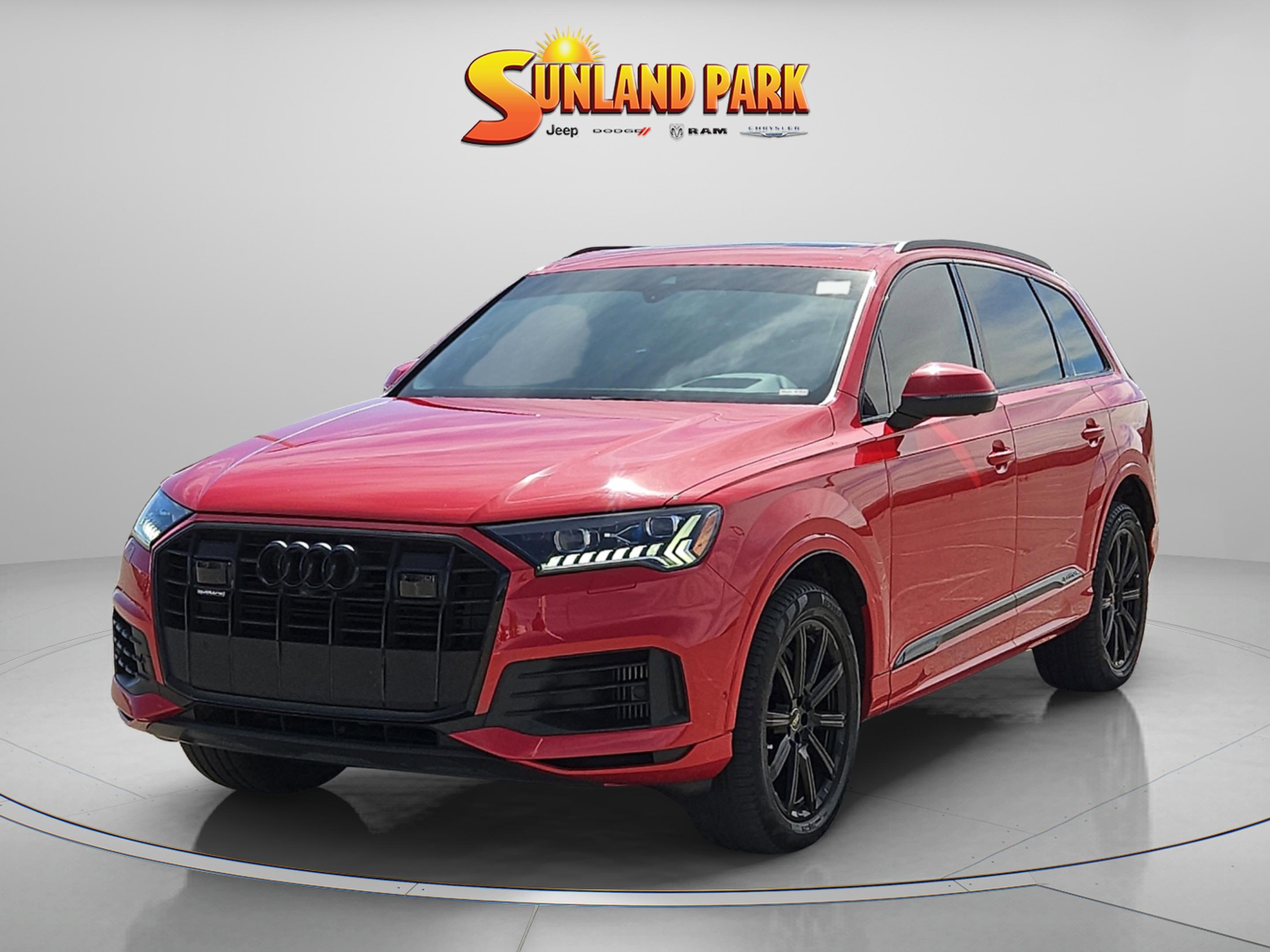 2021 Audi Q7 55 Prestige photo 2