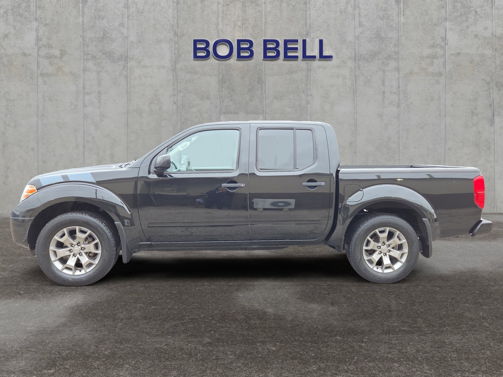 2020 Nissan Frontier SV photo 2
