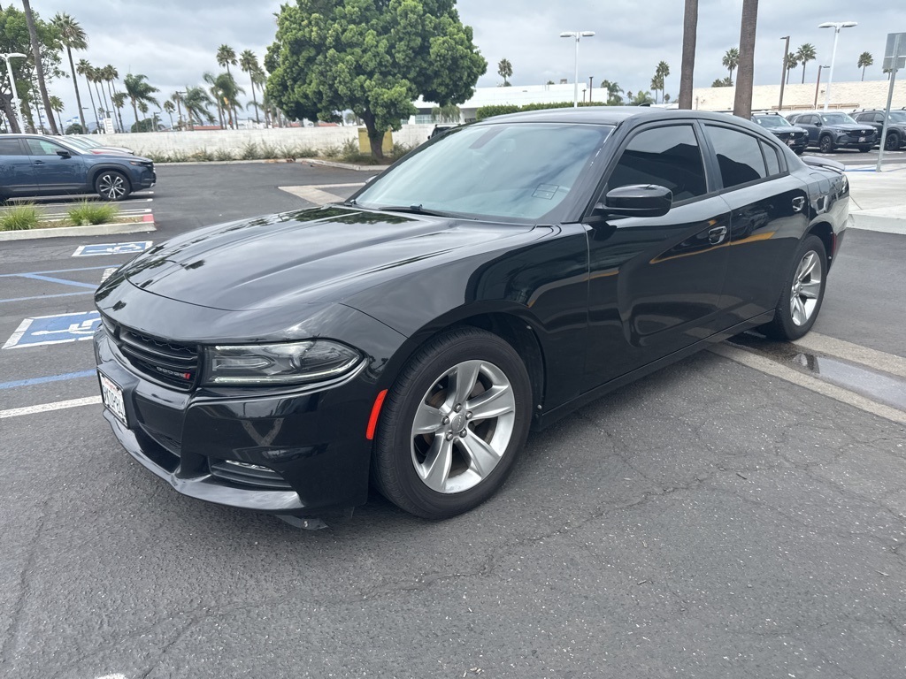 2017 Dodge Charger SXT photo 11