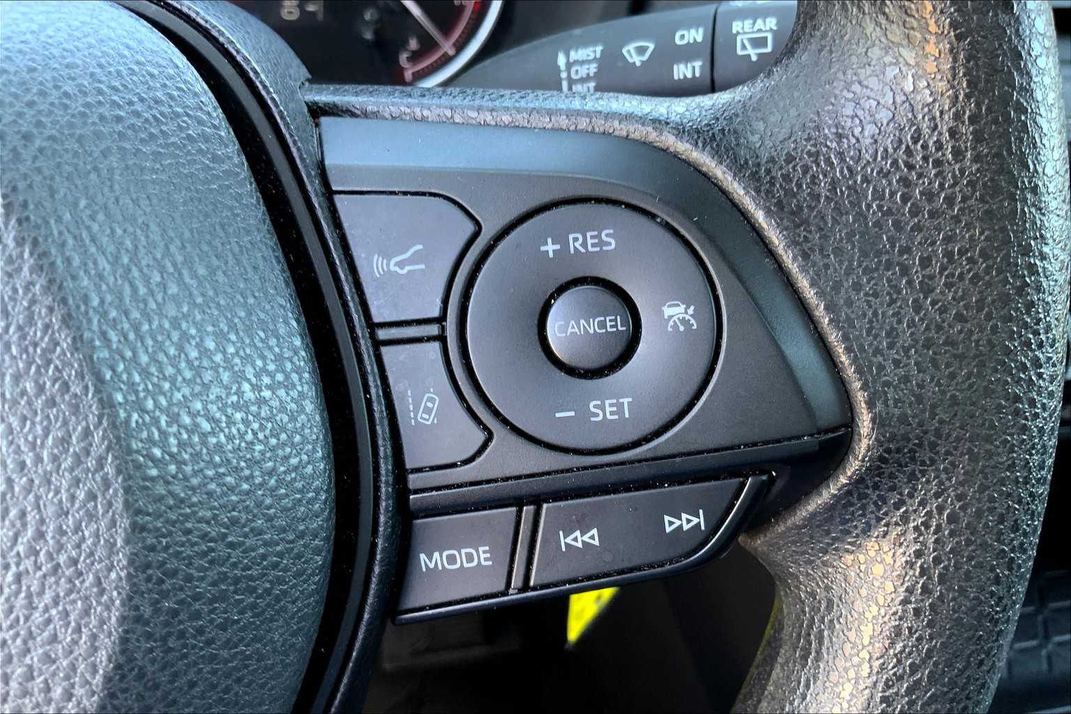 2024 Toyota RAV4 LE photo 21