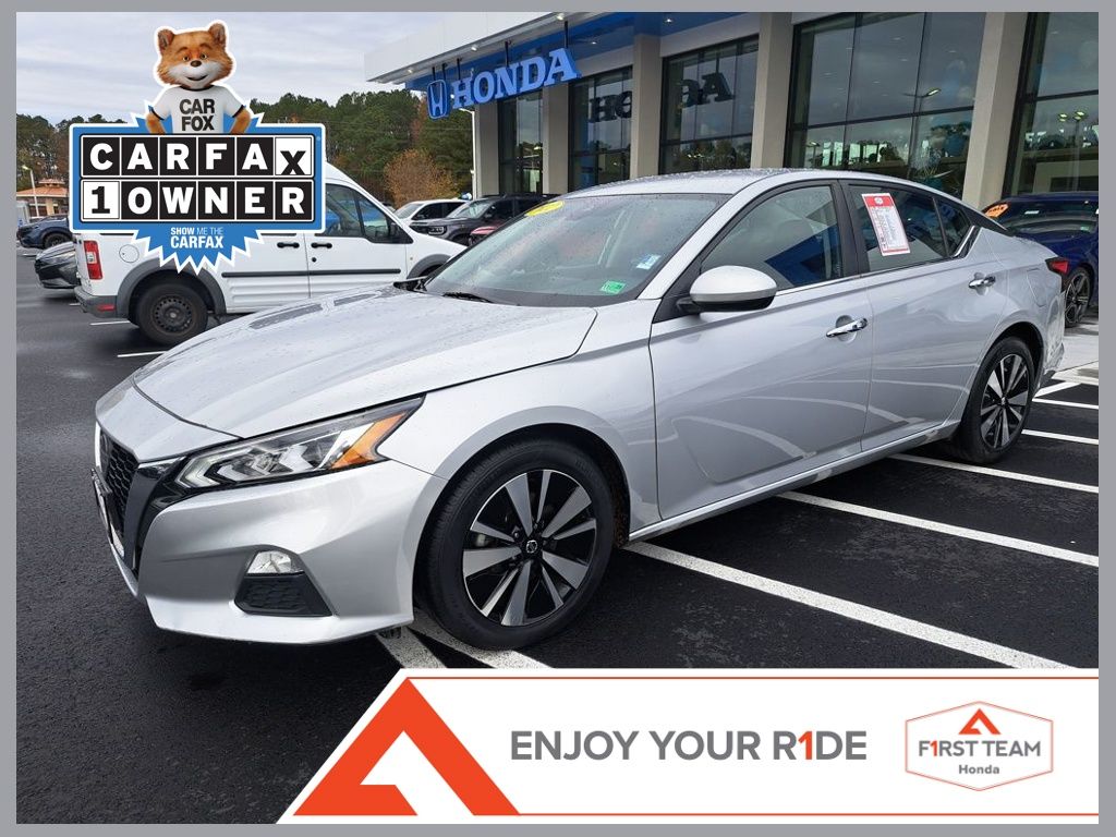 2022 Nissan Altima SV