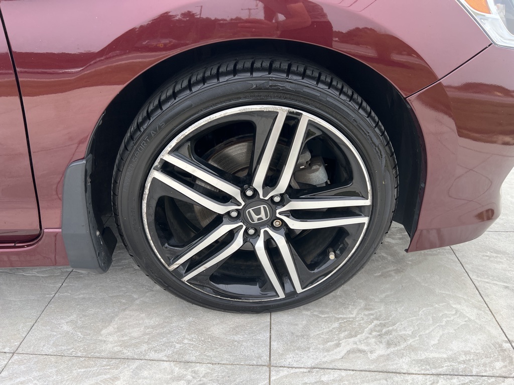 2017 Honda Accord Sport photo 10