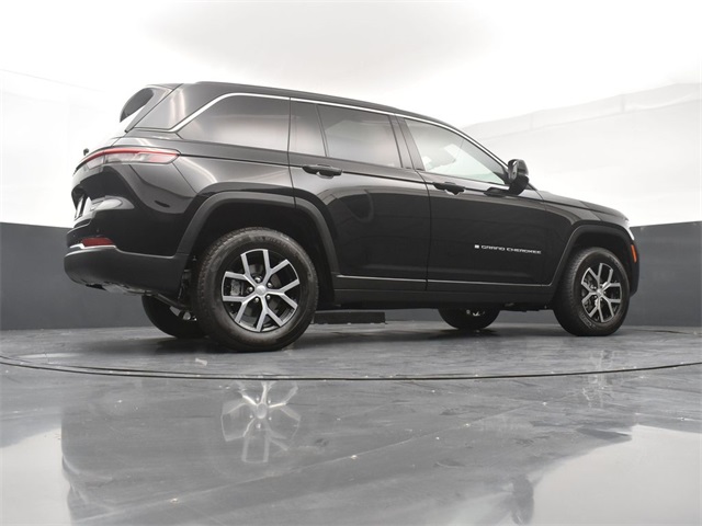2025 Jeep Grand Cherokee Limited photo 24