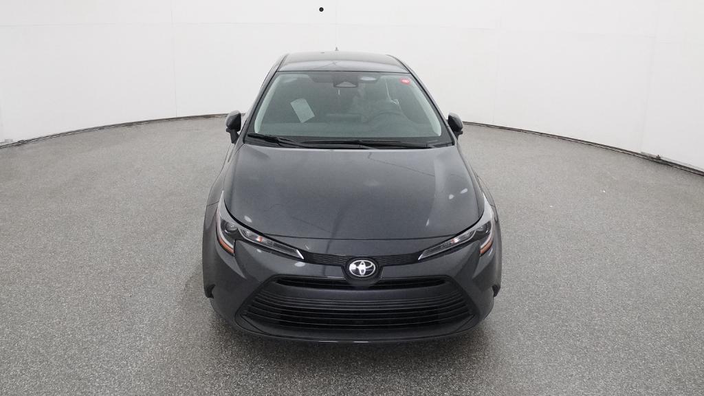 2025 Toyota Corolla LE photo 2