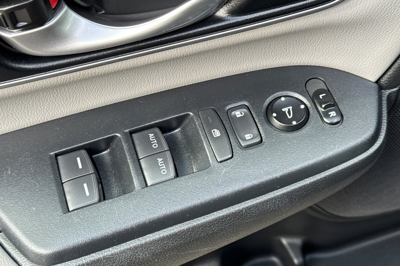 2019 Honda CR-V EX-L photo 15