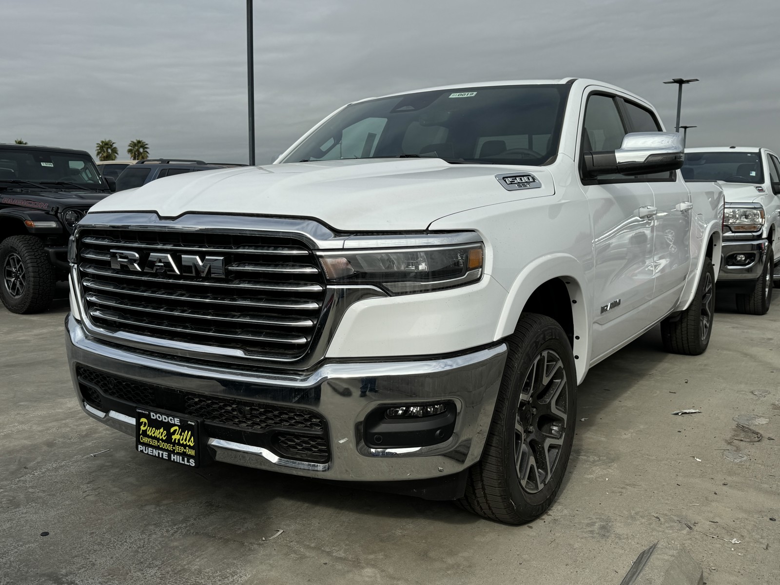 2025 Ram 1500 Laramie photo 2