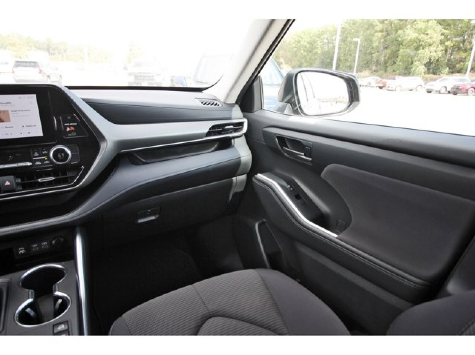 2024 Toyota Highlander LE Black at Robbins Nissan