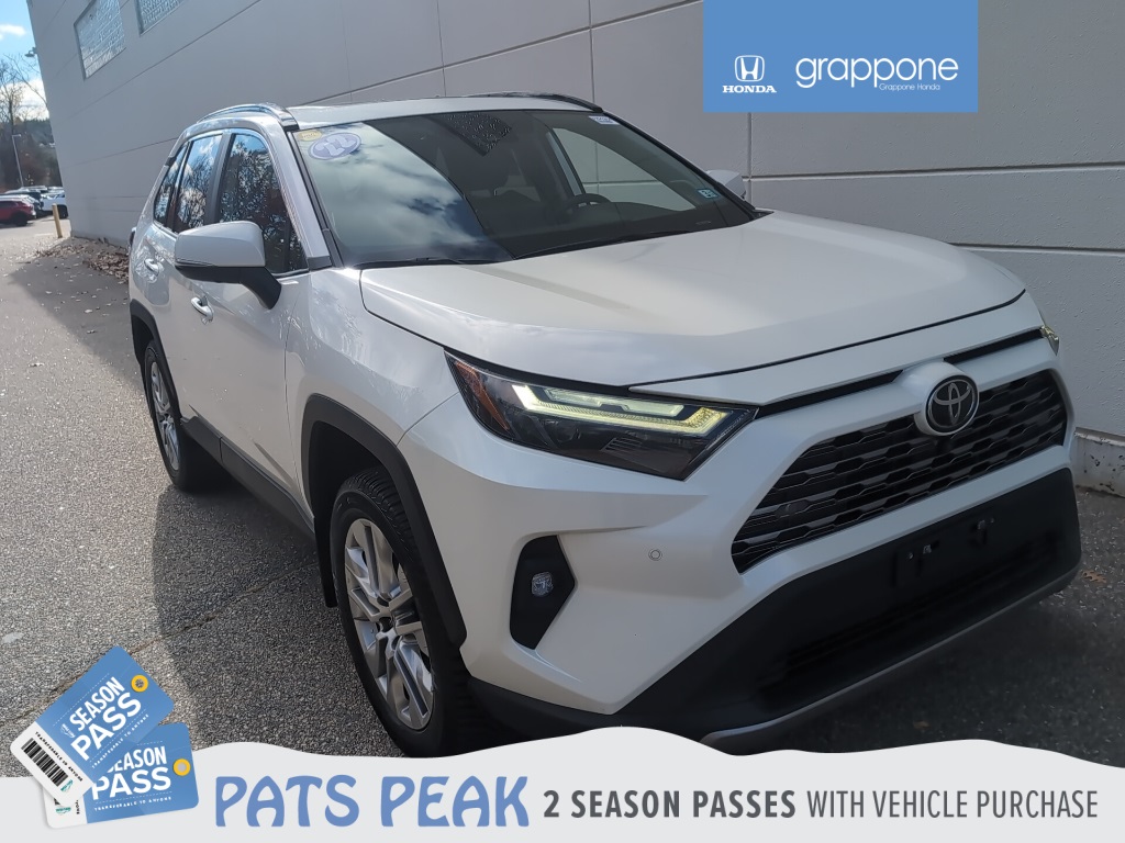 2022 Toyota RAV4 Limited's photo