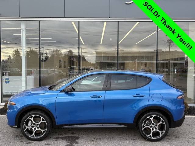 2025 Alfa Romeo Tonale photo 2