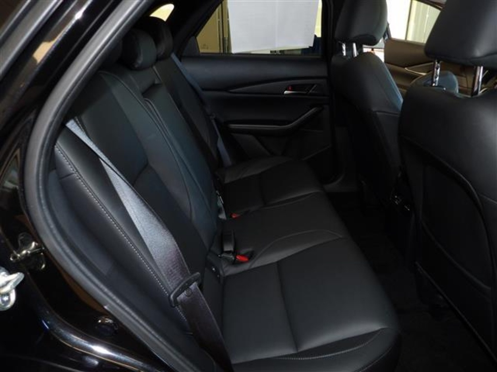 2025 Mazda CX-30 2.5 S Preferred photo 17