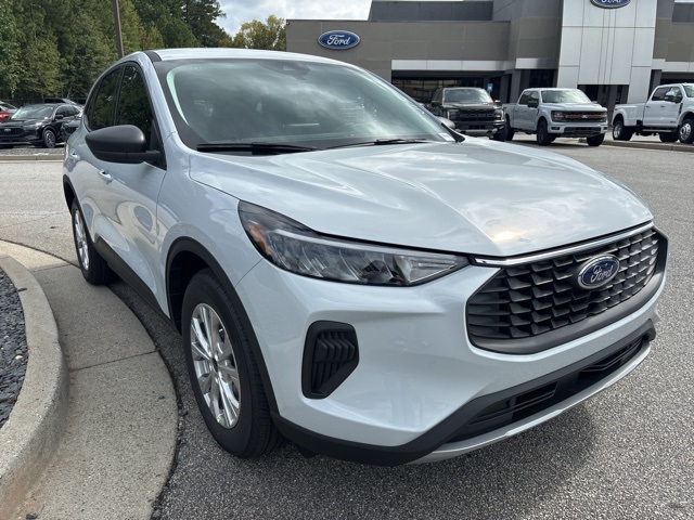 2026 Ford Escape Active photo 2