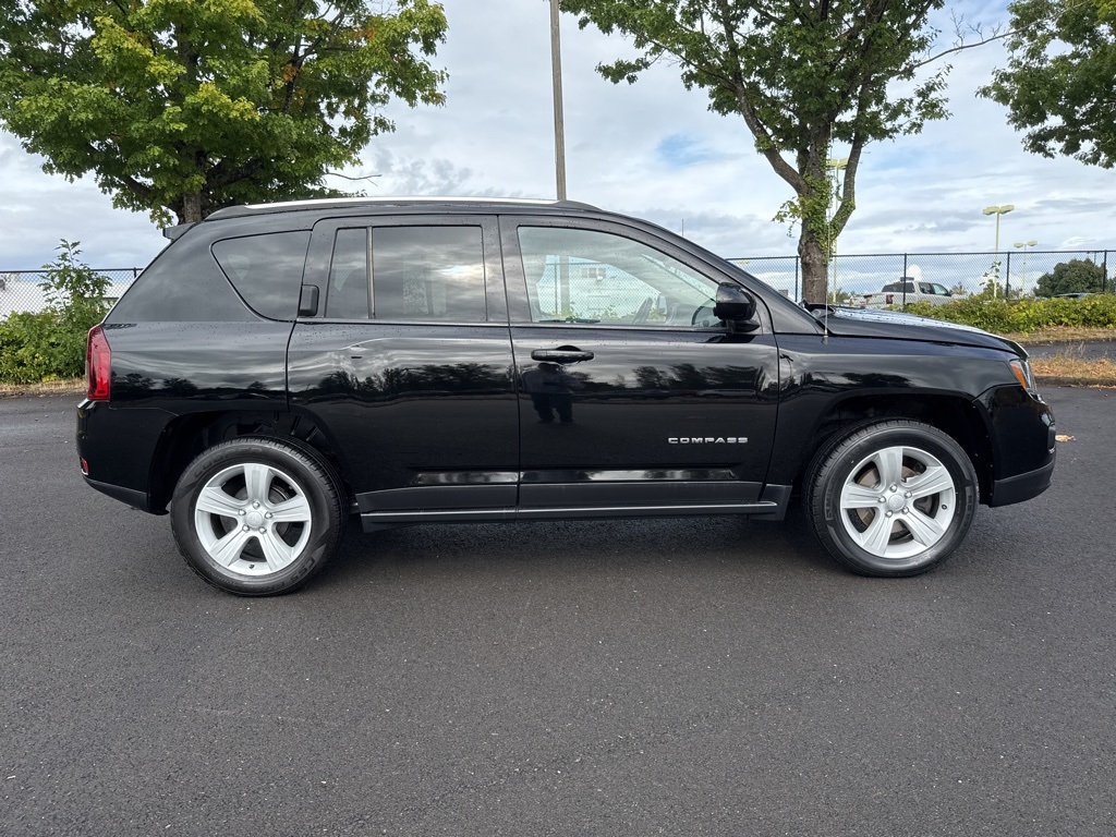 2017 Jeep Compass Latitude High Altitude photo 7