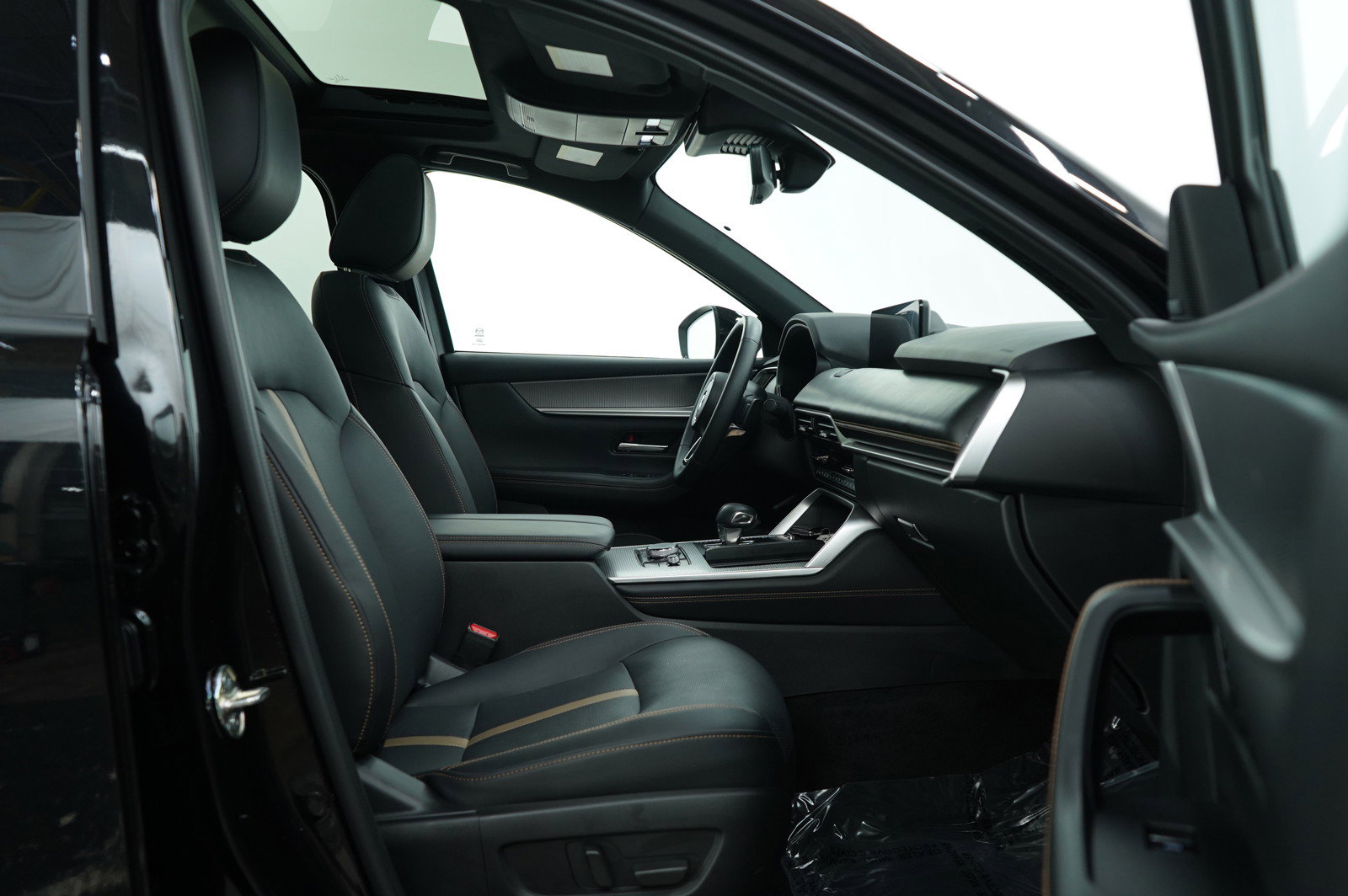 2025 Mazda CX-70 Premium Plus photo 9
