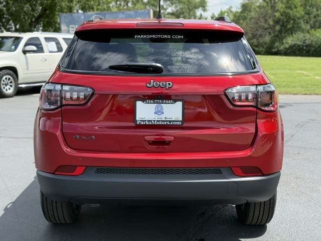 2025 Jeep Compass Latitude photo 4