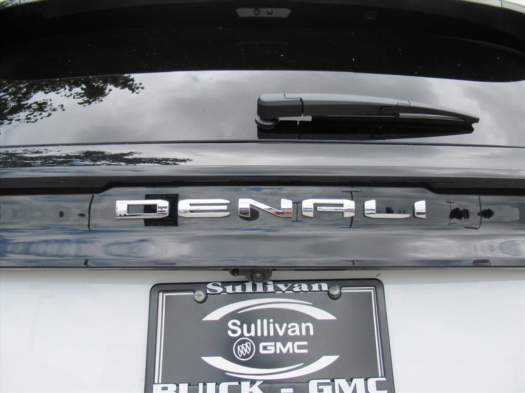 2026 Gmc Acadia Denali photo 8