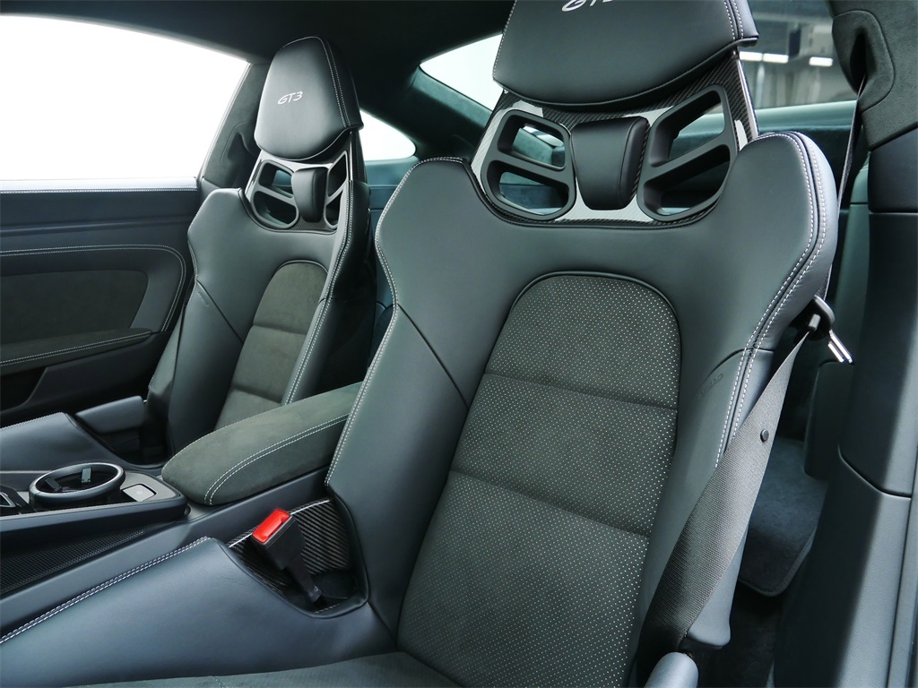2024 Porsche 911 GT3 photo 5