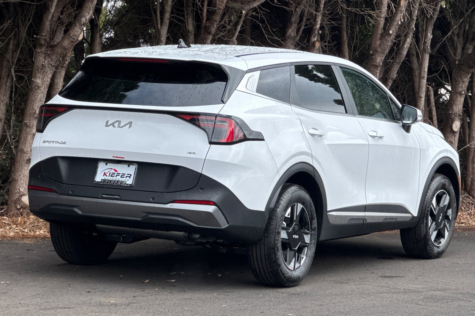 2026 Kia Sportage LX photo 3