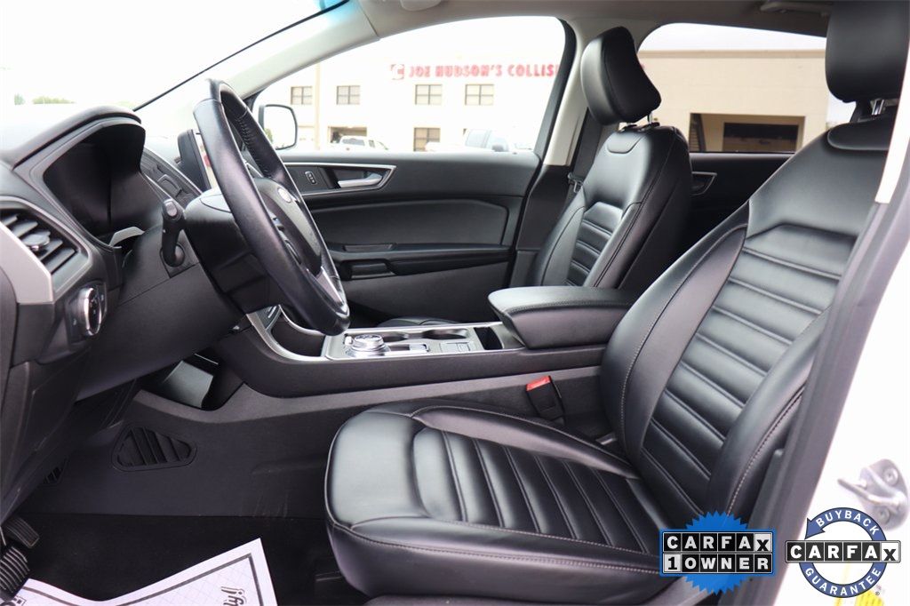 2023 Ford Edge SEL photo 3