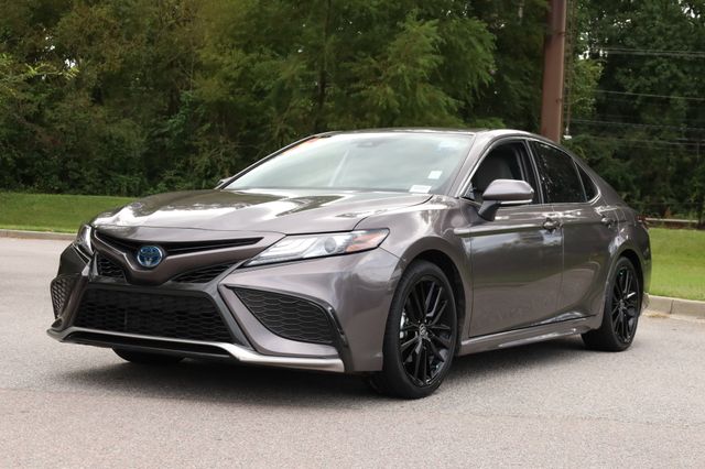 2024 Toyota Camry XSE's photo