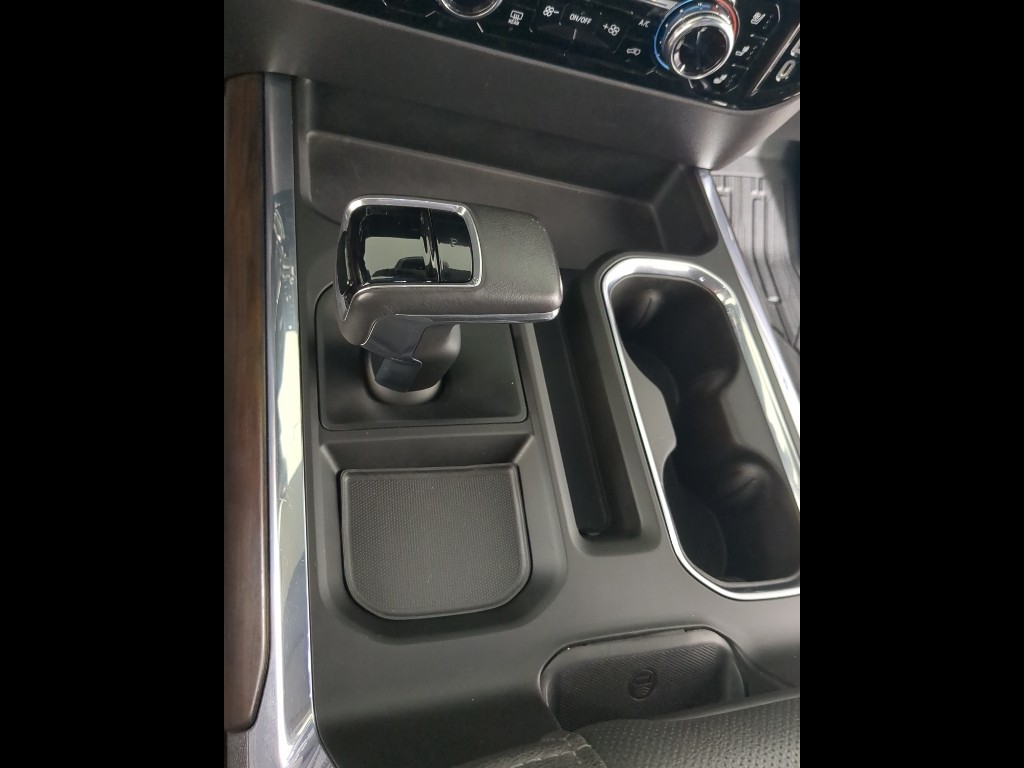 2022 Gmc Sierra 1500 SLT photo 18