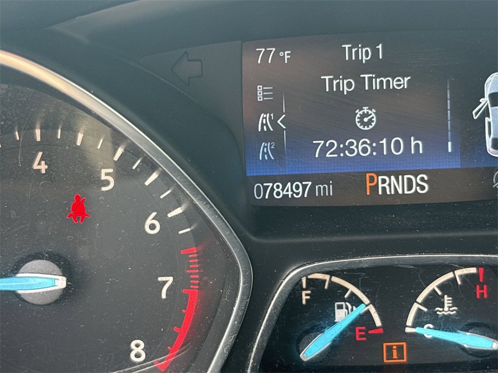 2019 Ford Escape SEL photo 9