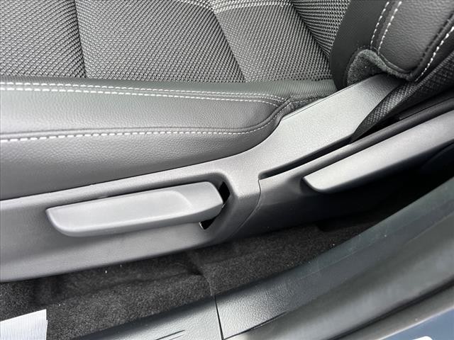 2025 Mazda CX-50 2.5 Select photo 19